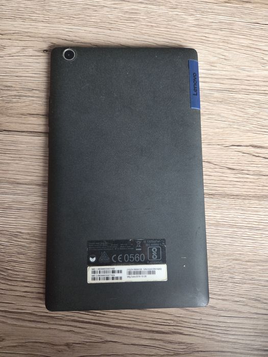 Lenovo Tab 3 8 (TB3-850M) — 8" / 16GB / LTE / Wi-Fi