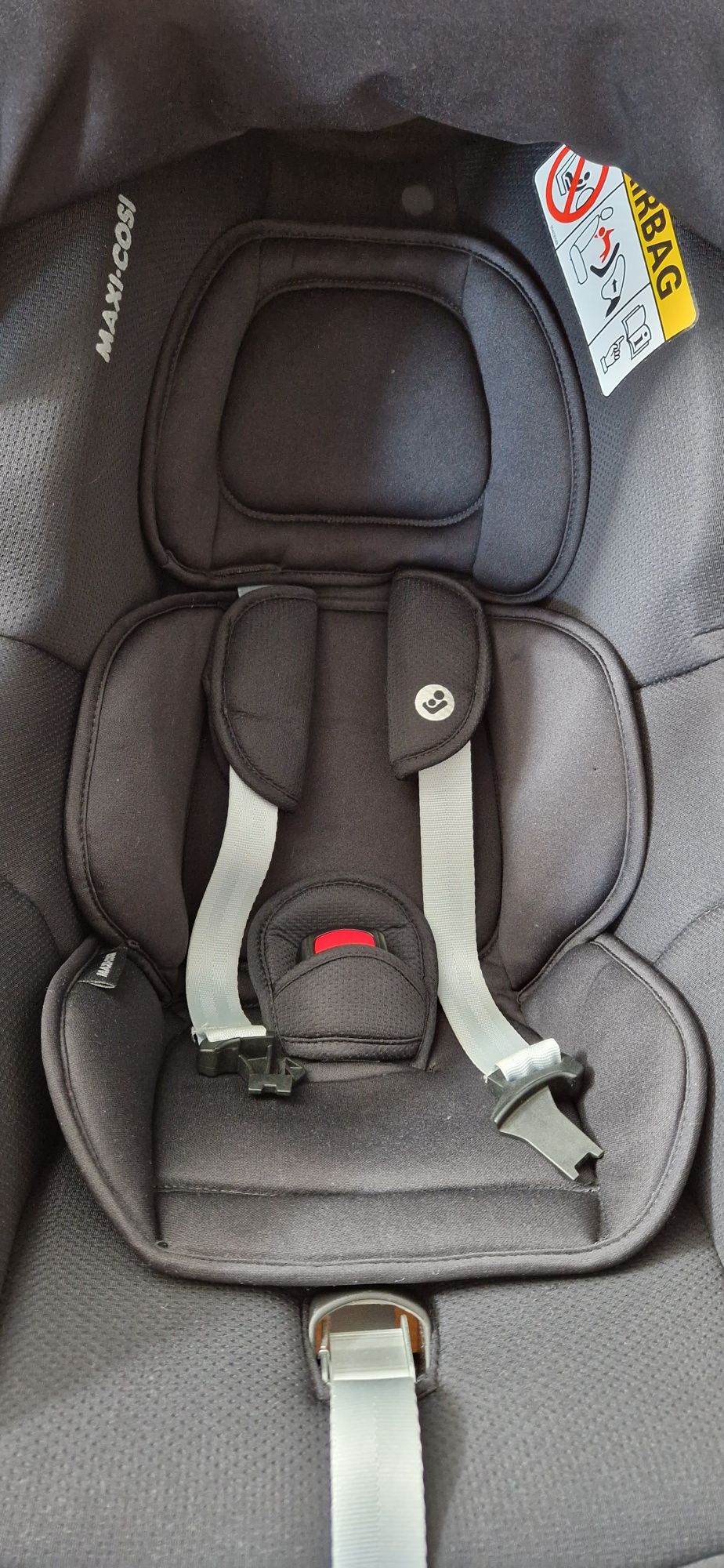 Cadeira-auto MAXI-COSI, CabrioFix i-size + Base Isofix