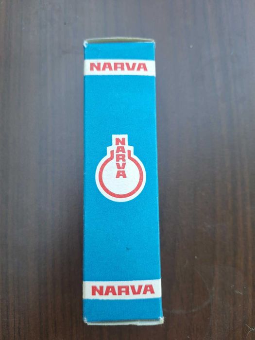 Żarówka NARVA 220 V 500 W do projektora.