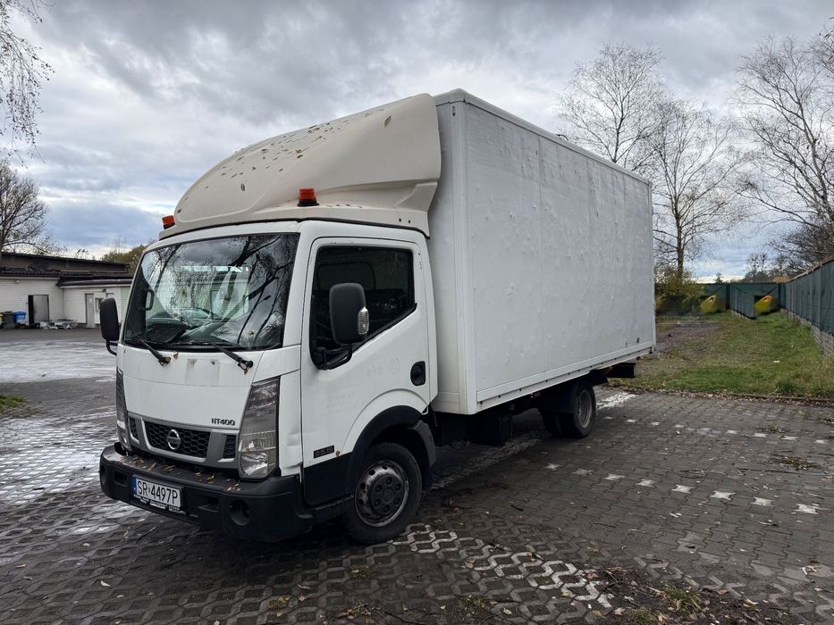 Nissan NT400 CABSTAR  Nissan NT400 Cabstar | 3.5 t | Duża skrzynia | 160 tys. km | Stan bd