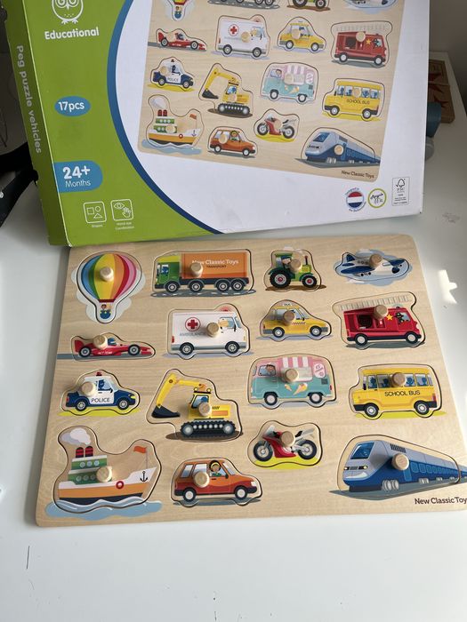New Classic Toys вкладки, вкладиші транспорт, деревʼяний сортер