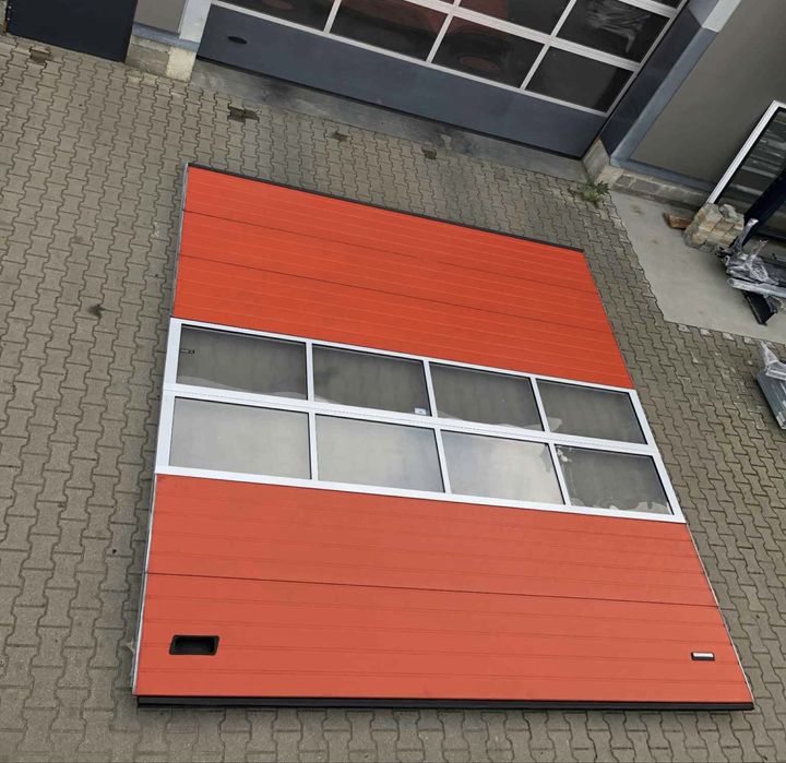 Brama 400 x 420 panelowa segmentowa garażowa przemysłowa bramy