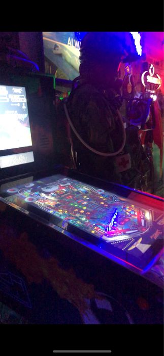 Maquina pinball flipers in arcade virtual