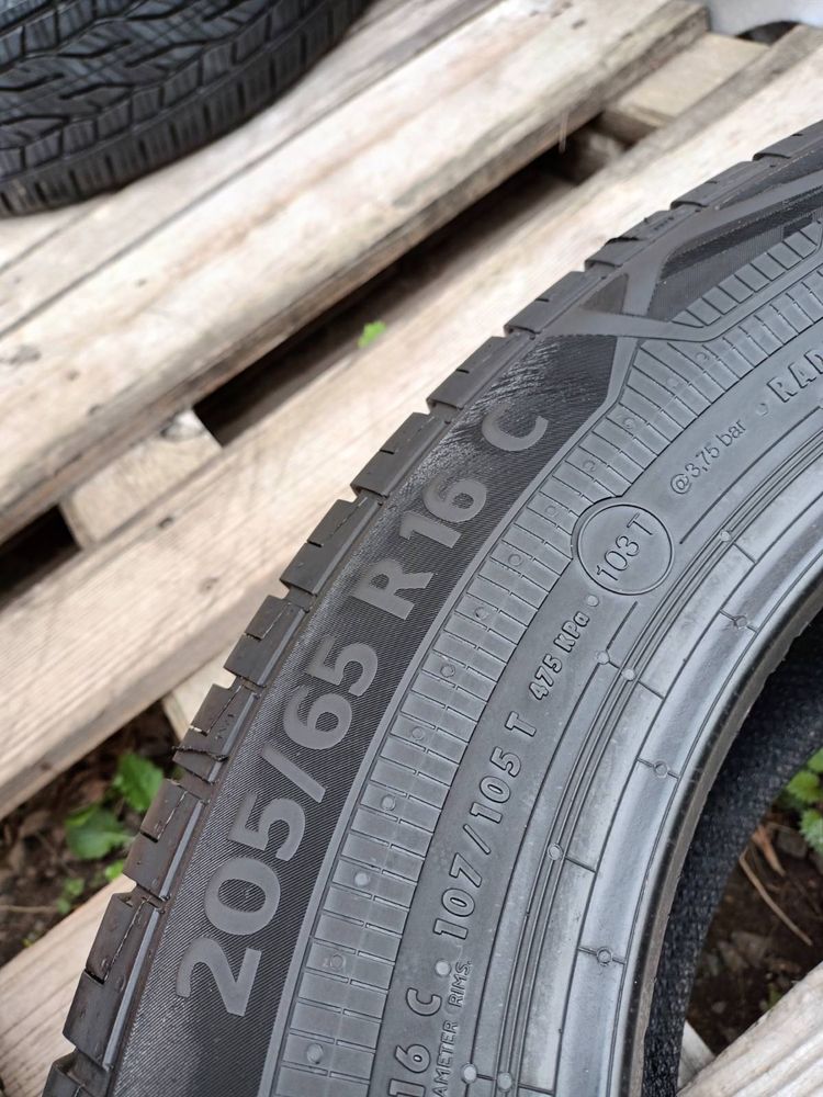 205/65/16с Continental VanContact Eco 205/65 R16C 107/105T