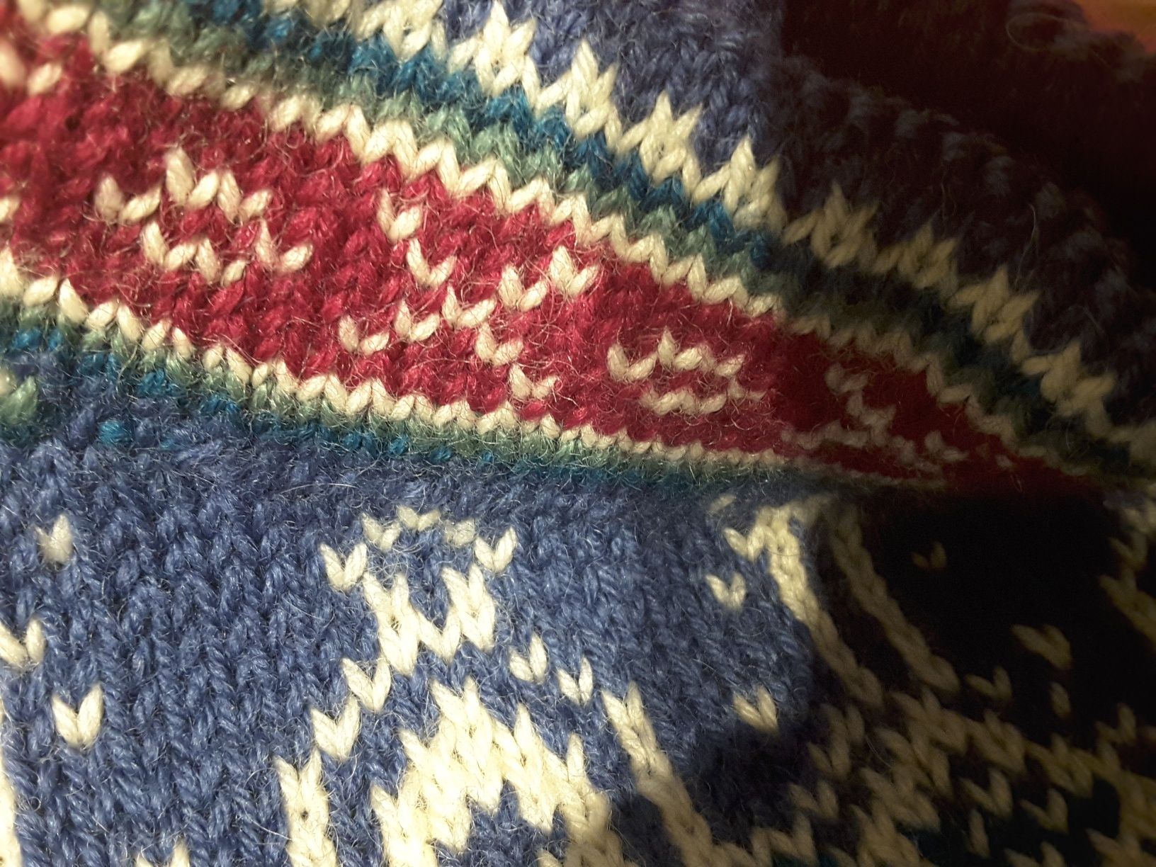 Norweski wełniany sweter Handmade 100%wełniany