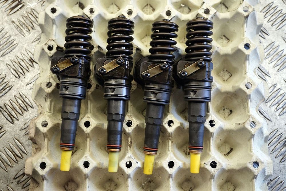 POMPOWTRYSKIWACZE WTRYSKI PASSAT B6 2.0 TDI 0414720312 VOLKSWAGEN 2005-2010