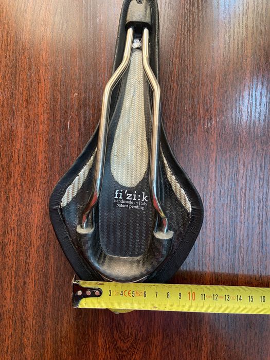 Сідло Fizik велосипедне
