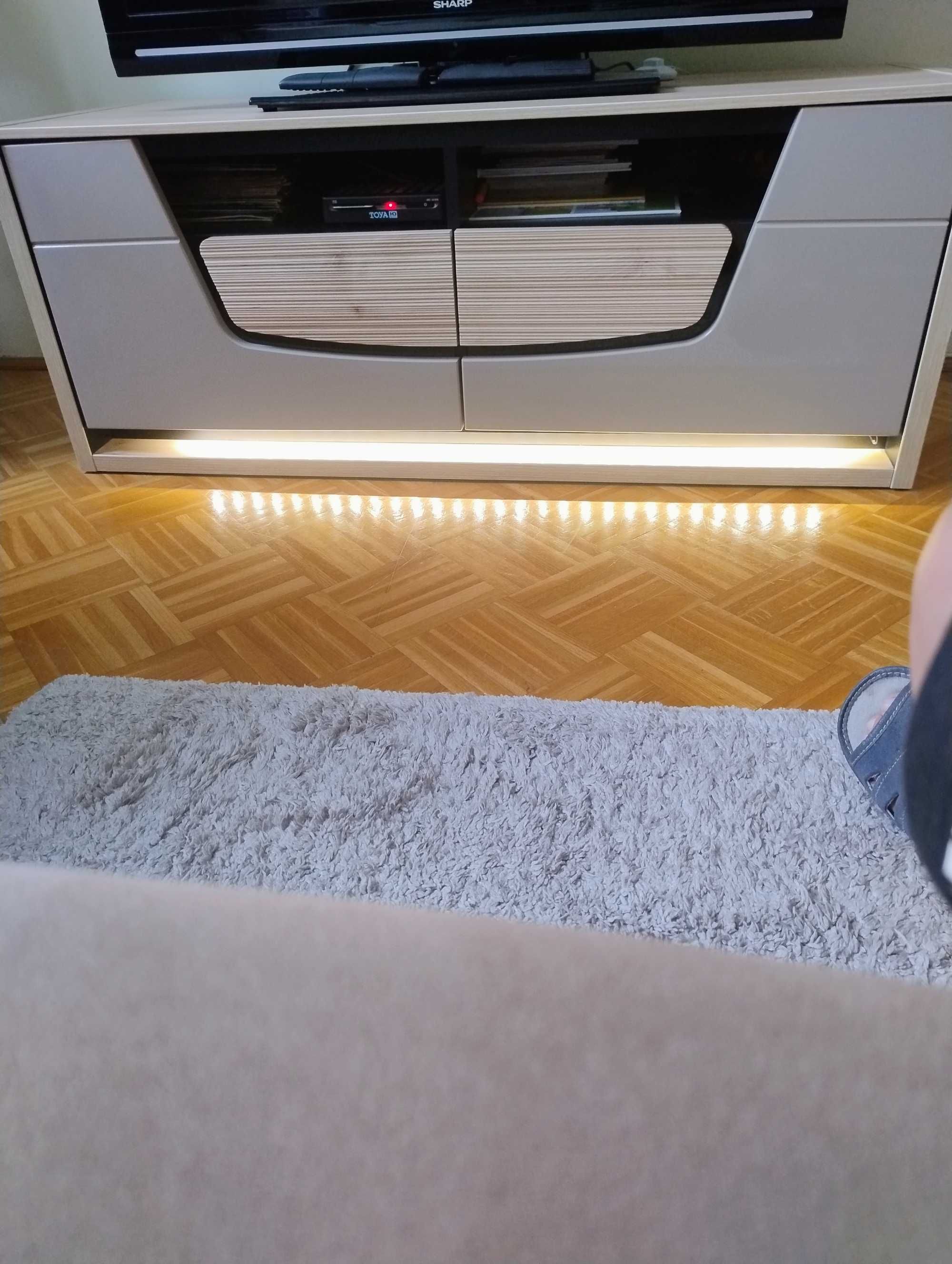 witryna i szafka pod RTV
