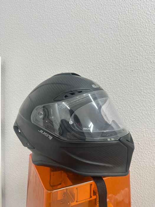 Capacete carbono  JUST 1