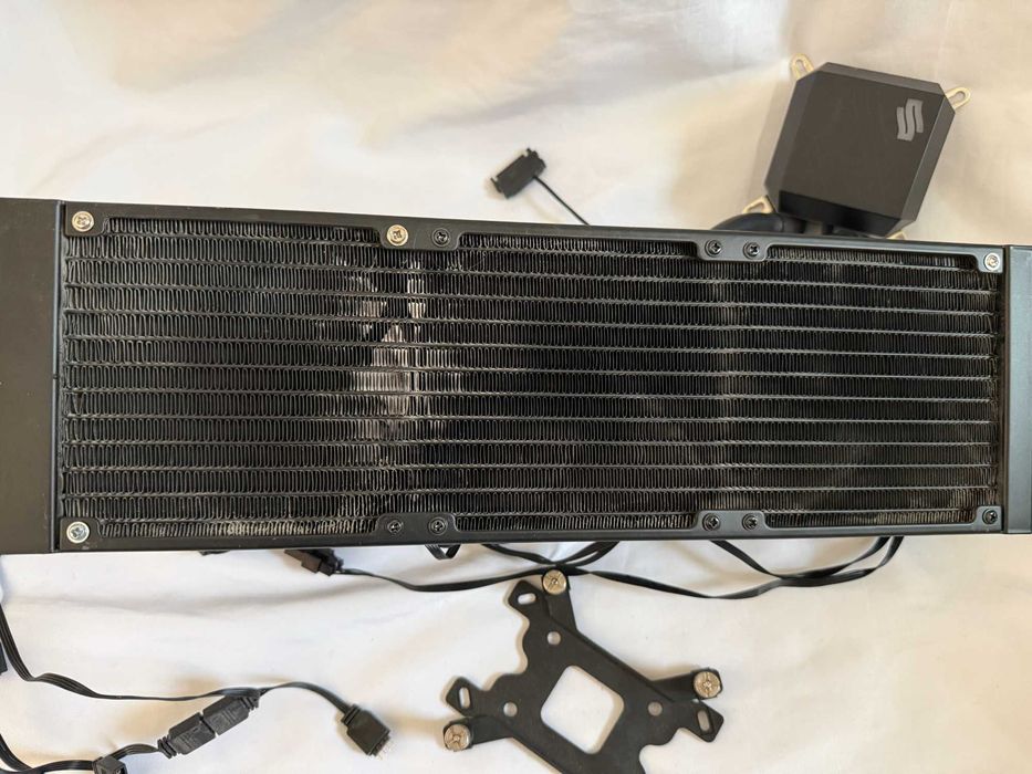 Chłodzenie procesora aktywne SilentiumPC Navis 360mm RGB Intel