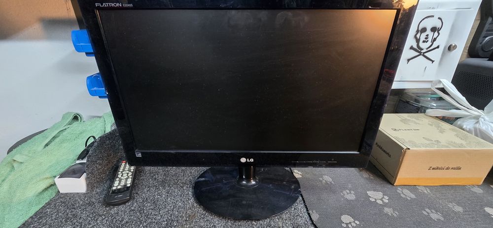 Monitor 22 cale obraz HD