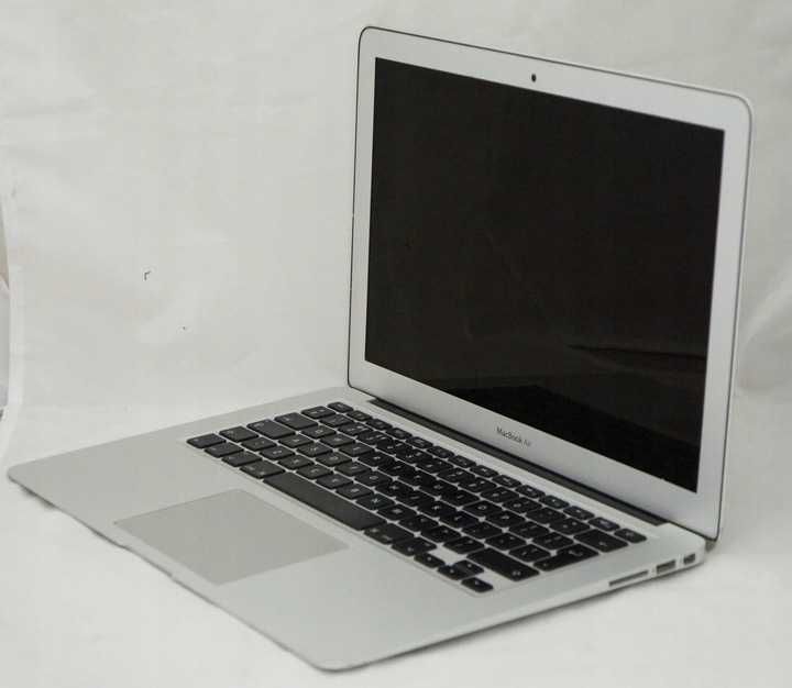 Apple MacBook Air 13 13,3 Intel Core i7 8GB 512 GB Etui Ładowarka FVAT