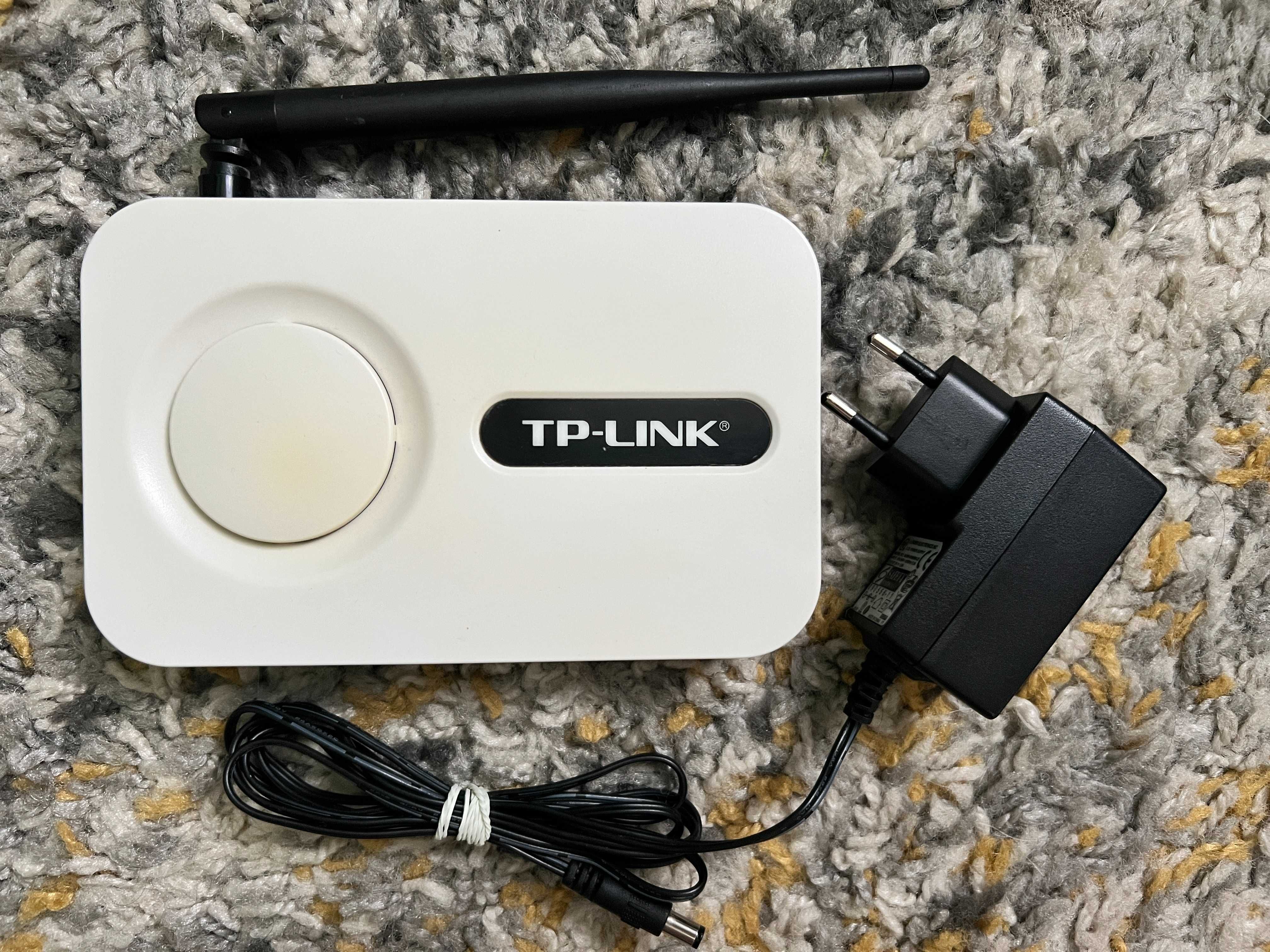 Dwa routery TP-LINK WR-340G + zasilacze