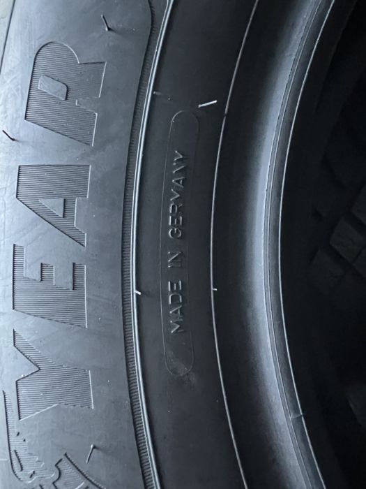 245/55/17 R17 Goodyear Ultra Grip Perfomance GEN1 4шт новые зима