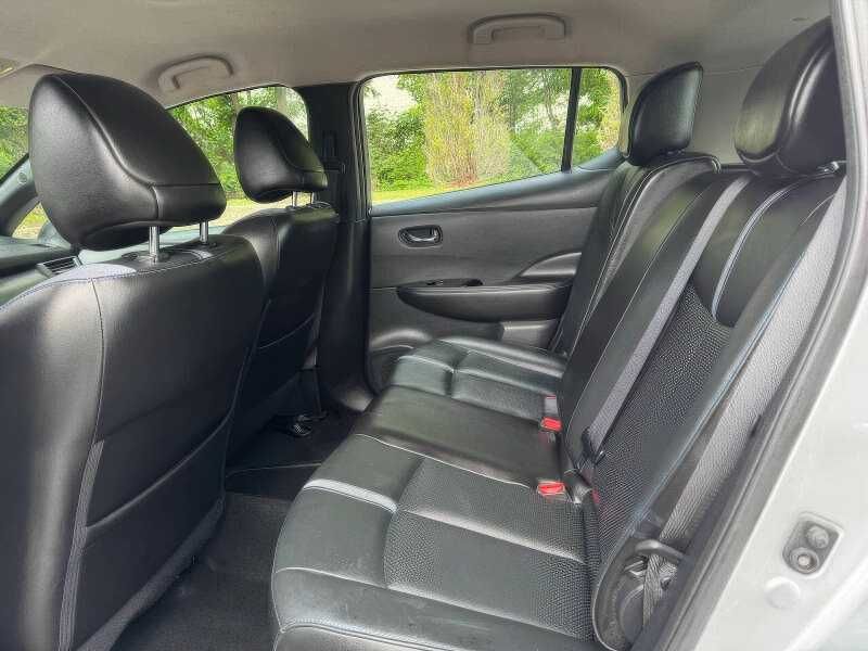 2018 Nissan LEAF SL