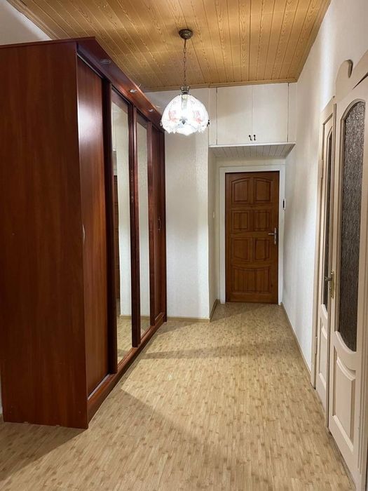 )( Продаж 2-К квартири з Автономним газовим опаленням