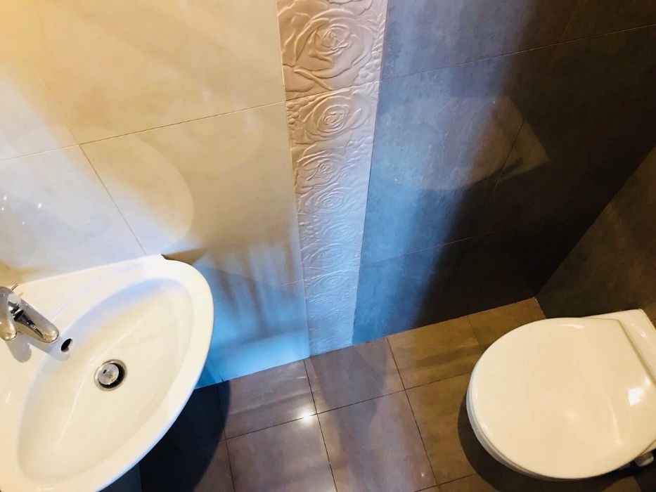 5-кімн Апартаменти з джакузі в 3-х поверхах біля тц Форум