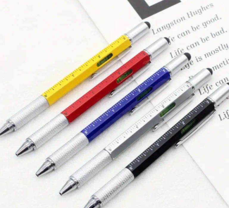 Продам багатофункціональну шарикову ручку. Чудова ідея для подарунку.