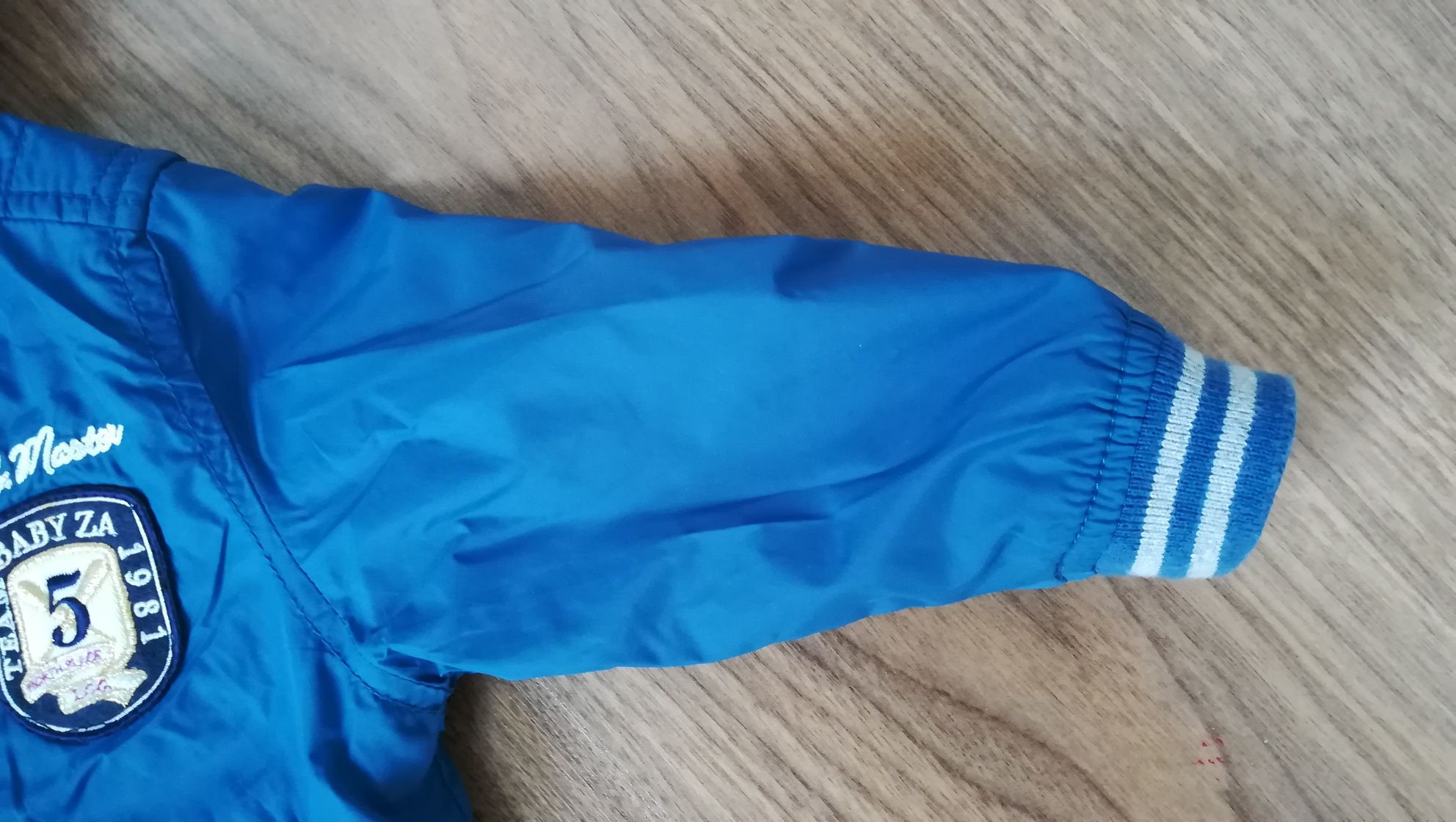 Kurteczka wiosna/jesień zara 74 jak nowa