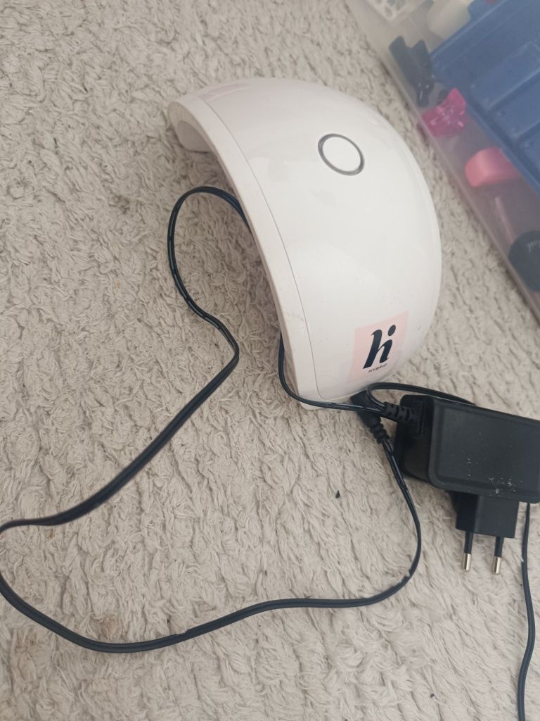 Lampa UV do paznokci
