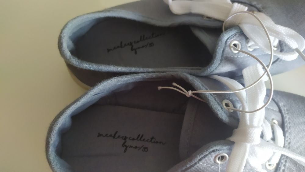 Tênis novos tamanho 35