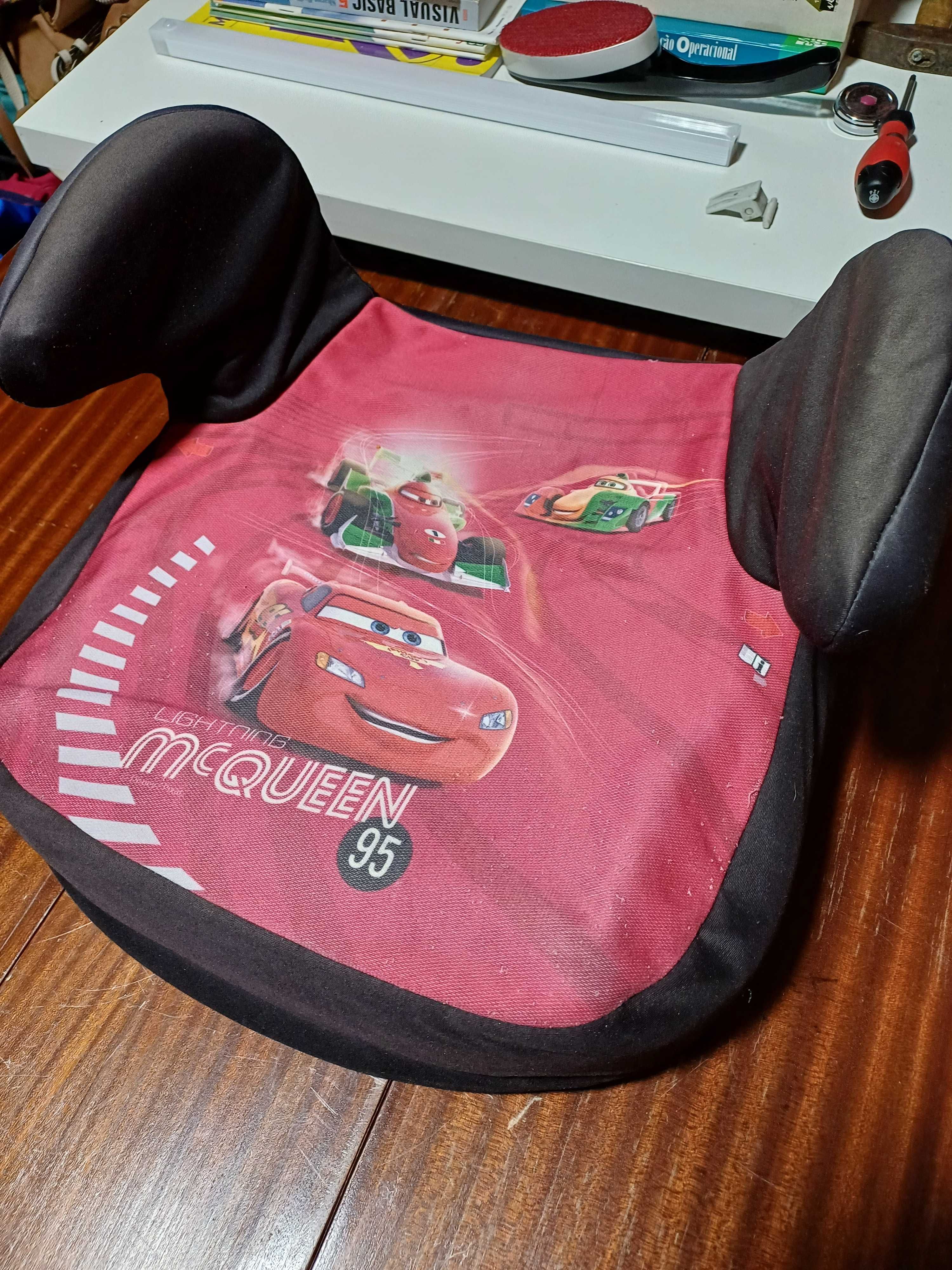 Banco auto McQueen 95 para criança