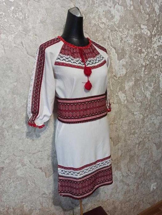 Вишиванка, жіноча вишита сукня плаття сорочка