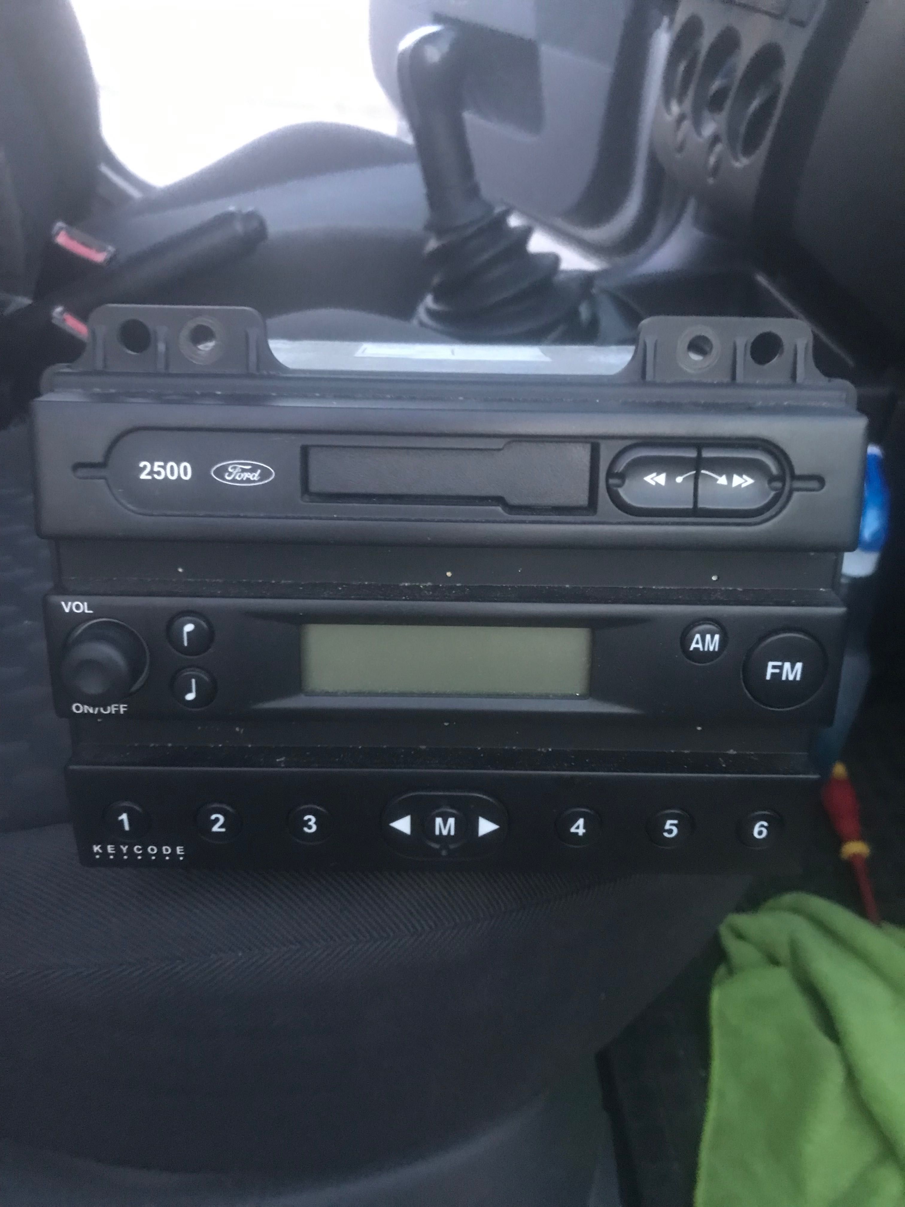 Radio FORD 2500 + KOD