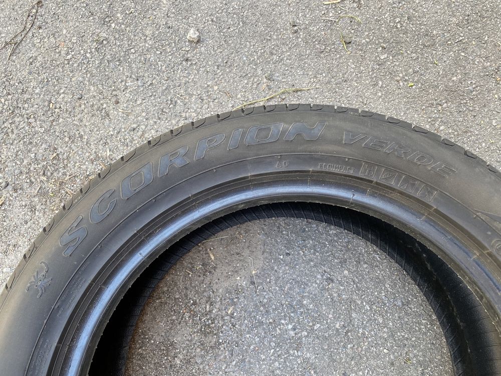 Літня резина шини (пара) 235/50R18 PIRELLI як нові