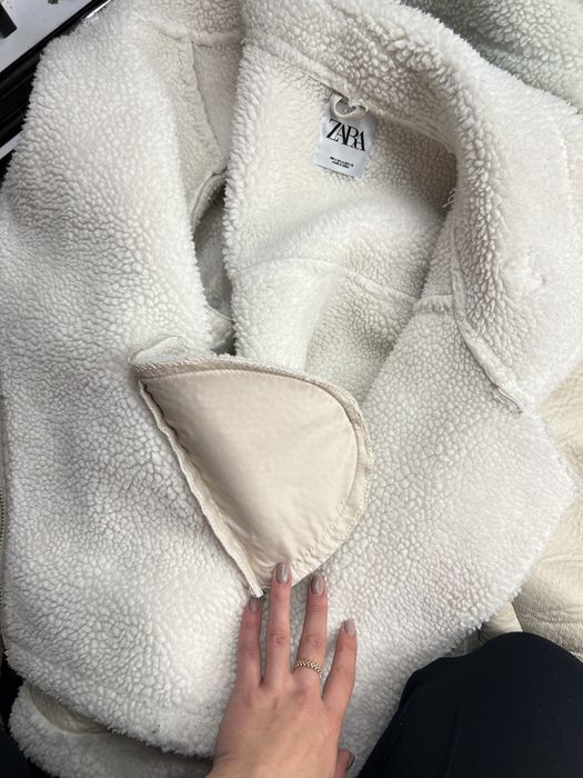 Дубленка белая zara