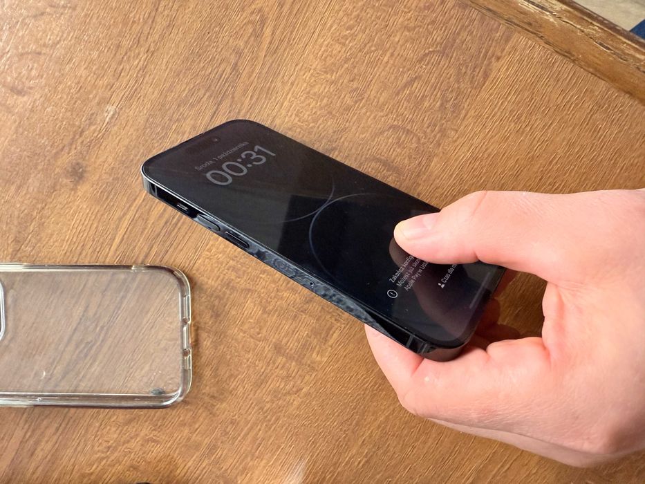 Iphone 14 PRO  BLACK stan idealny ETUI