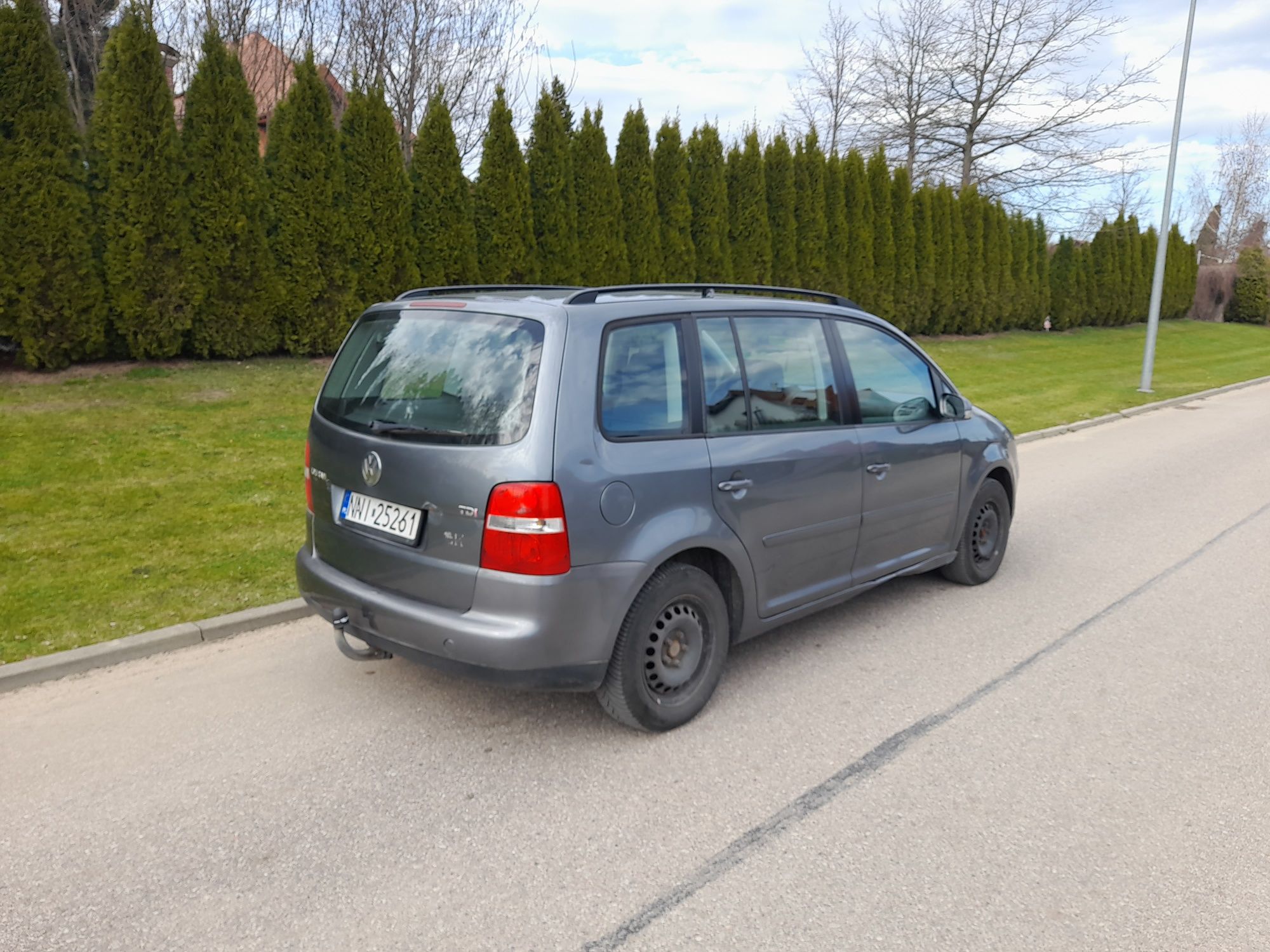 Vw Touran 1,9 tdi 7osób 6-biegów