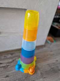 Wieża z piłeczkami do zabawy