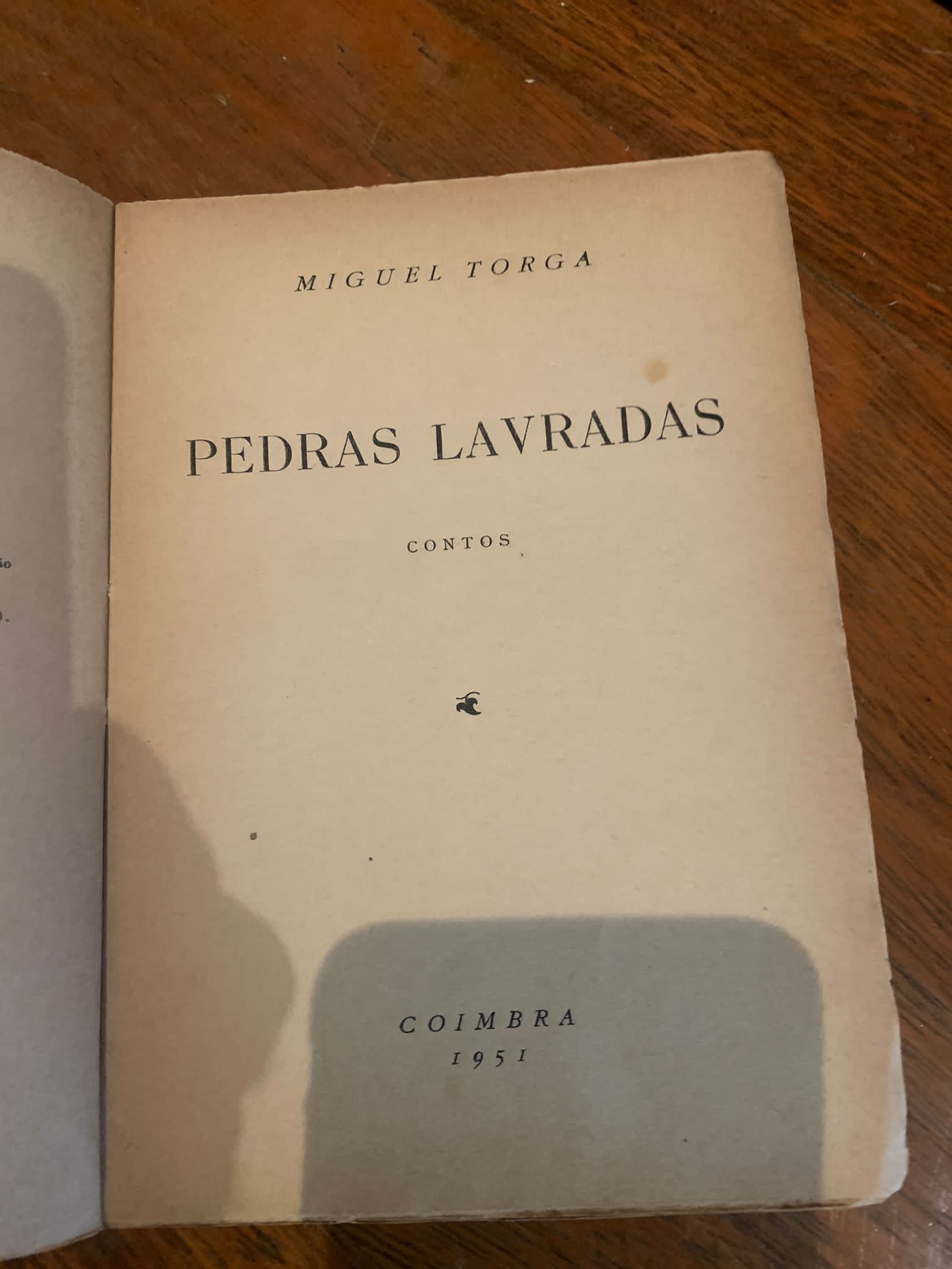 Livro pedras lavradas