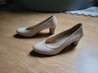 Czółenka na obcasie Lasocki