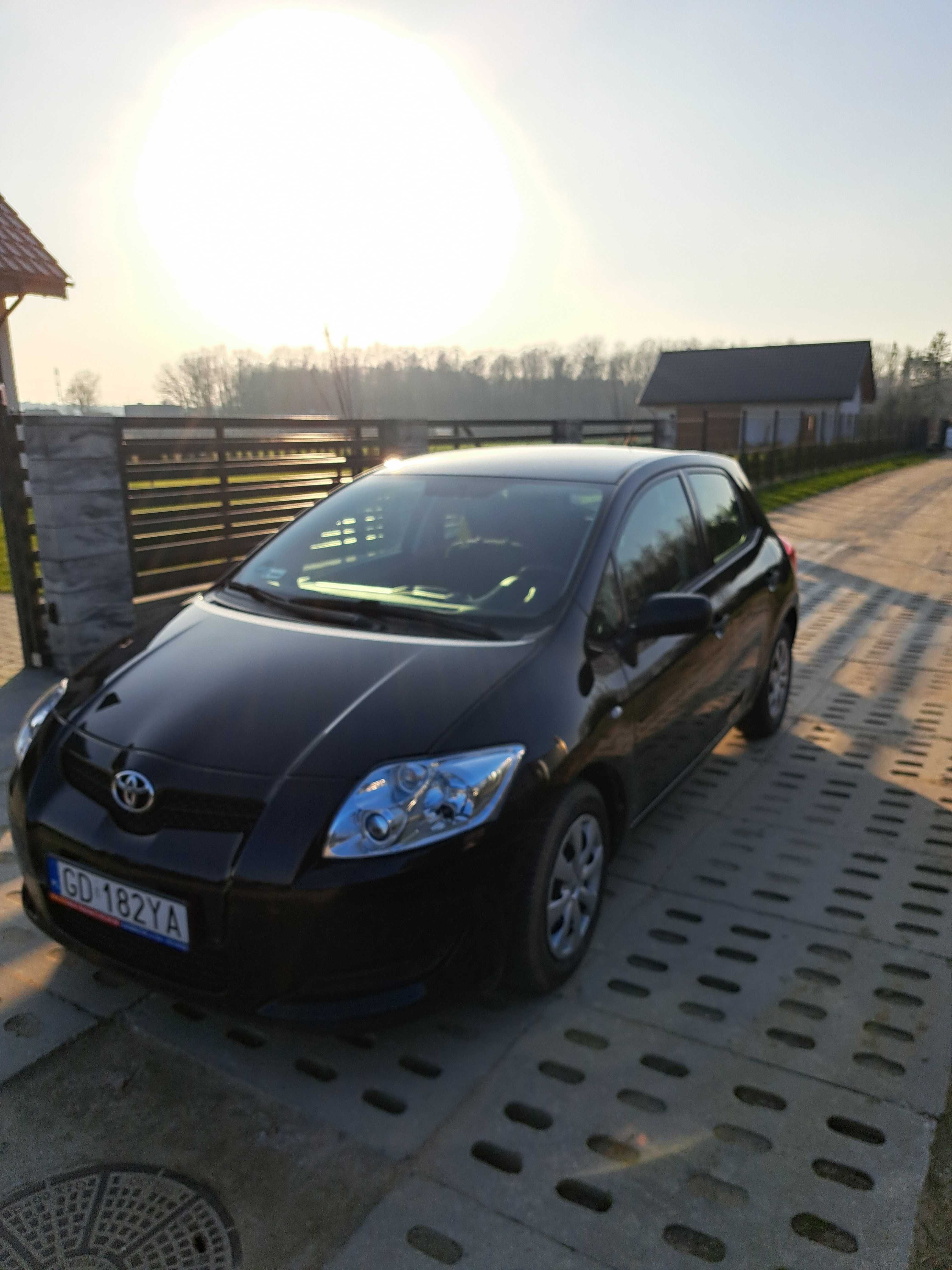 Toyota auris 1.33 2009 rok