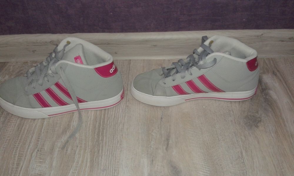 Buty damskie/dziewczęce Adidas rozmiar 35 1/2