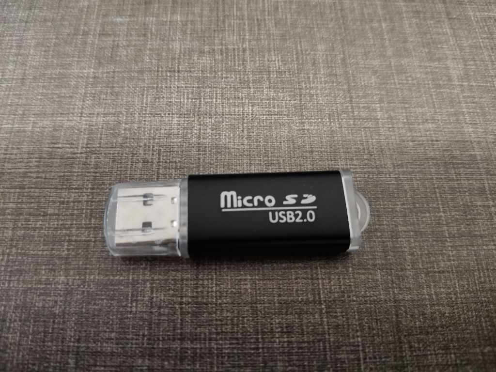 Kamera samochodowa Xblitz Z10 Slim wideorejestrator z kartą pamięci