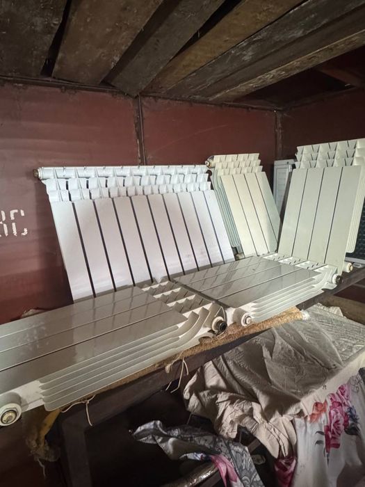 Продам Алюмієві радіаторние батареї гарний стан