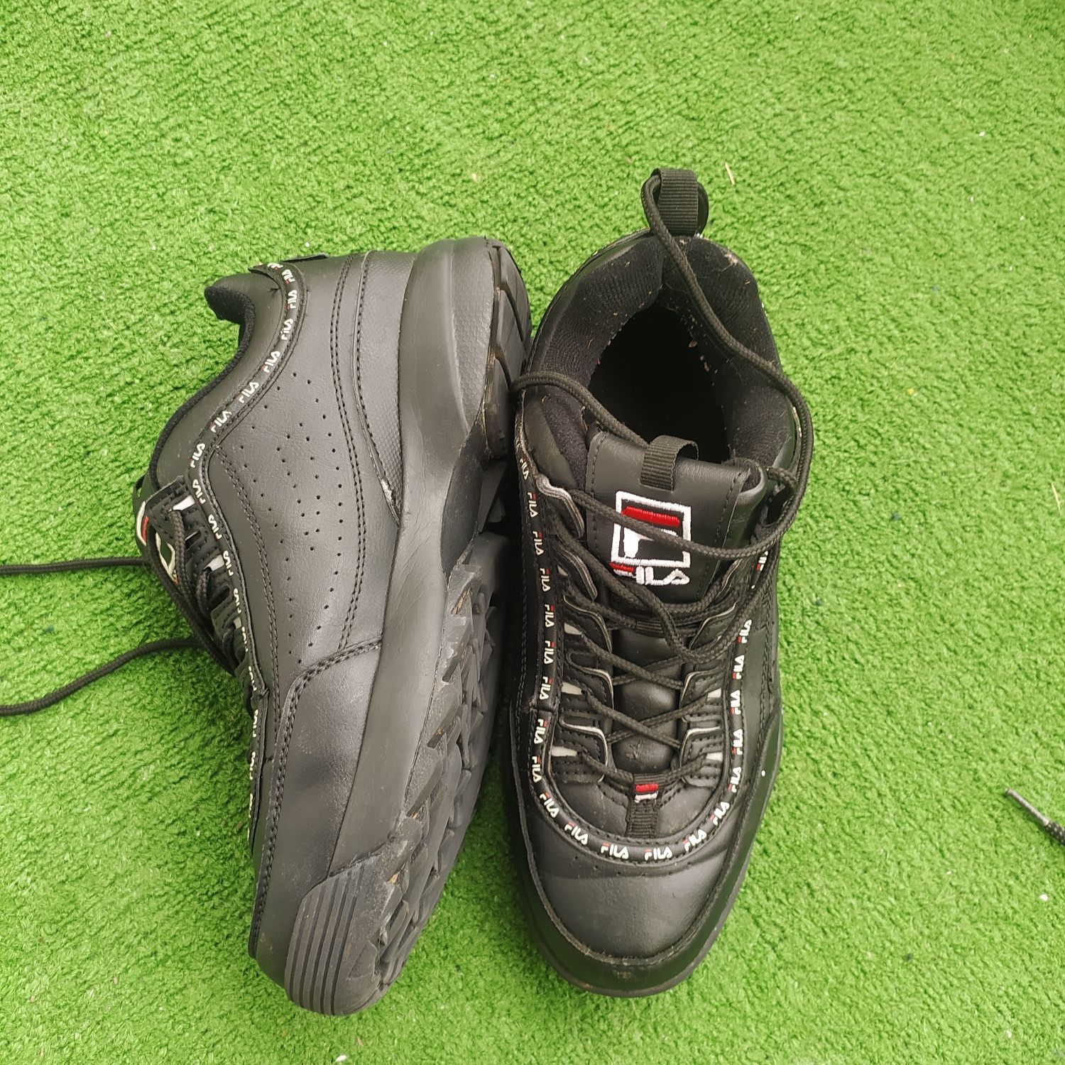 Buty fila rozmiar 40 dl wkl 26 cm