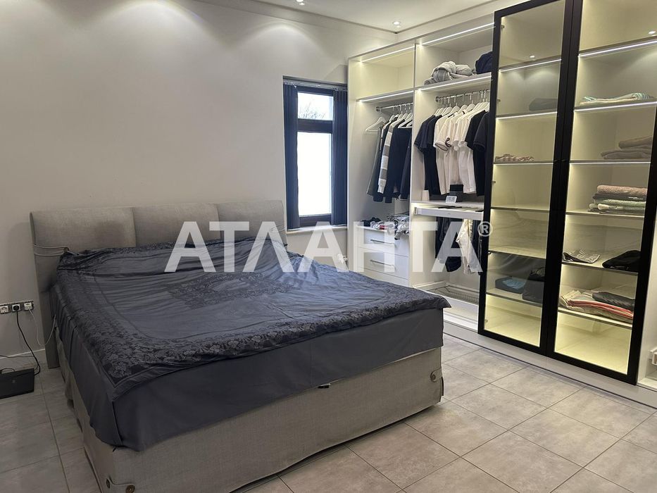 Одноэтажный дом на 20 сотках в пригороде Одессы