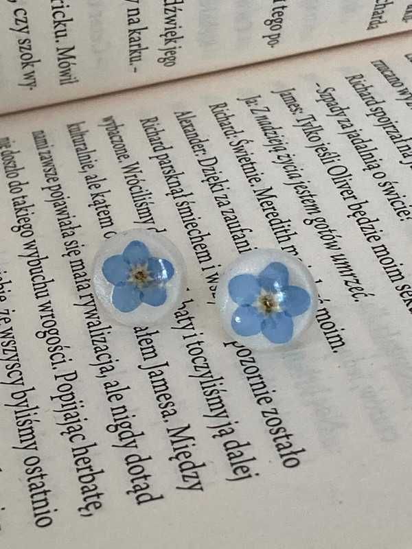 kolczyki niezapominajki szklane