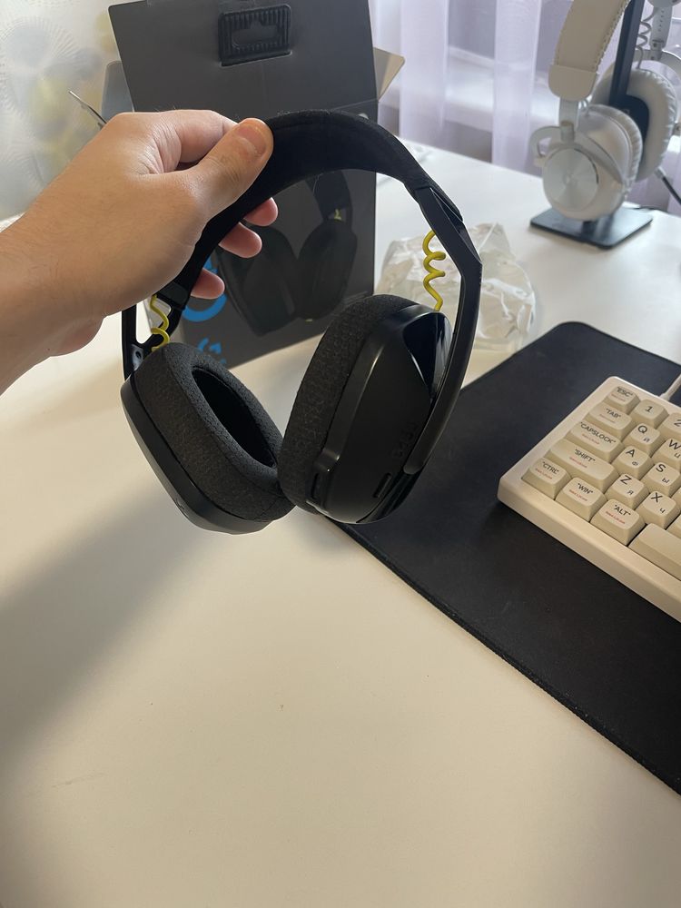 Logitech g435 Lightspeed