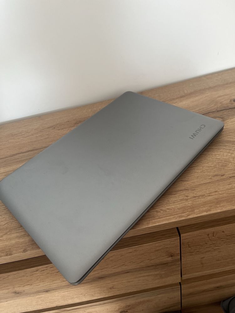 Laptop chuwi Herobook