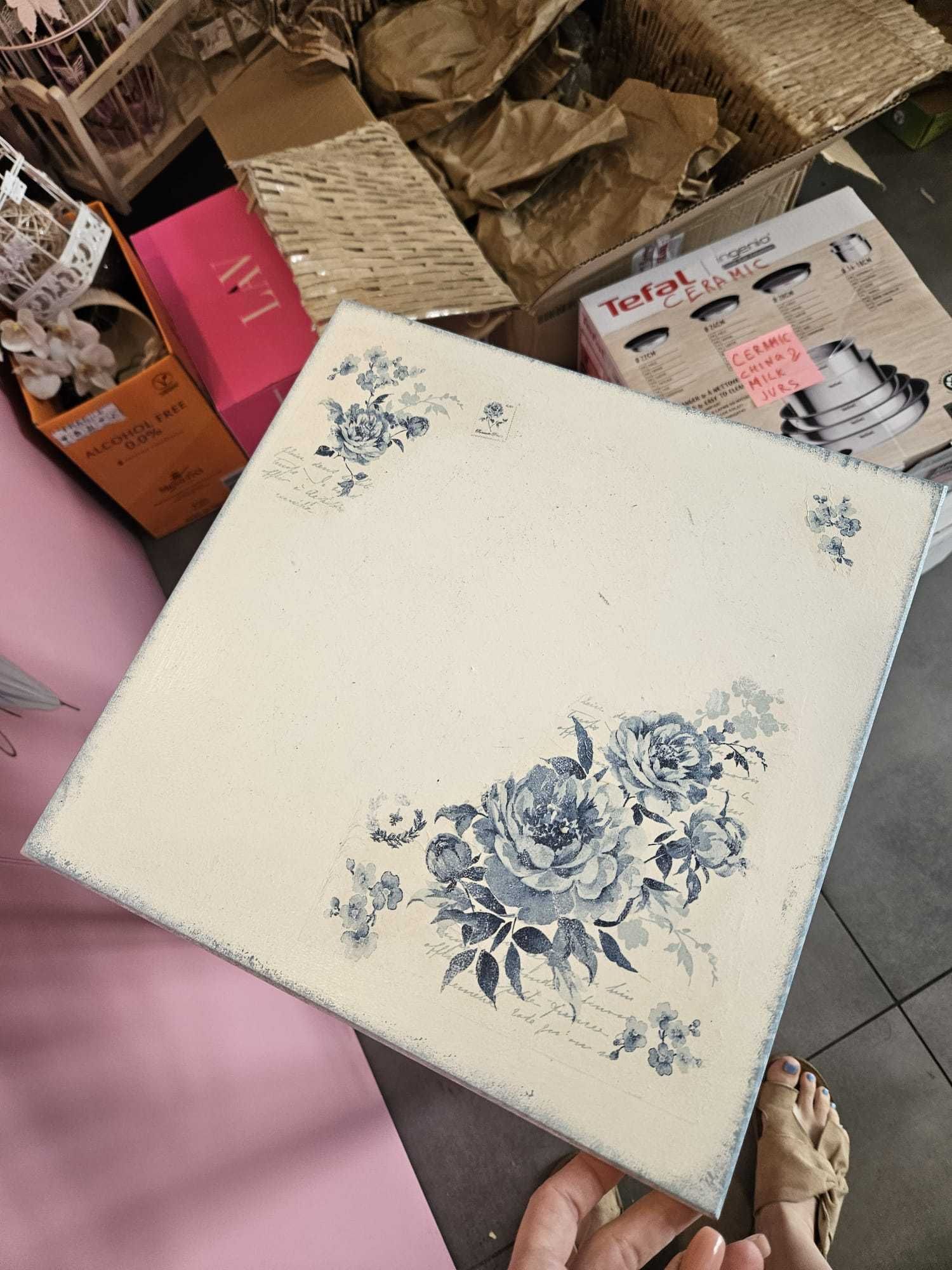 Kwietnik, stojak w stylu shabby chic