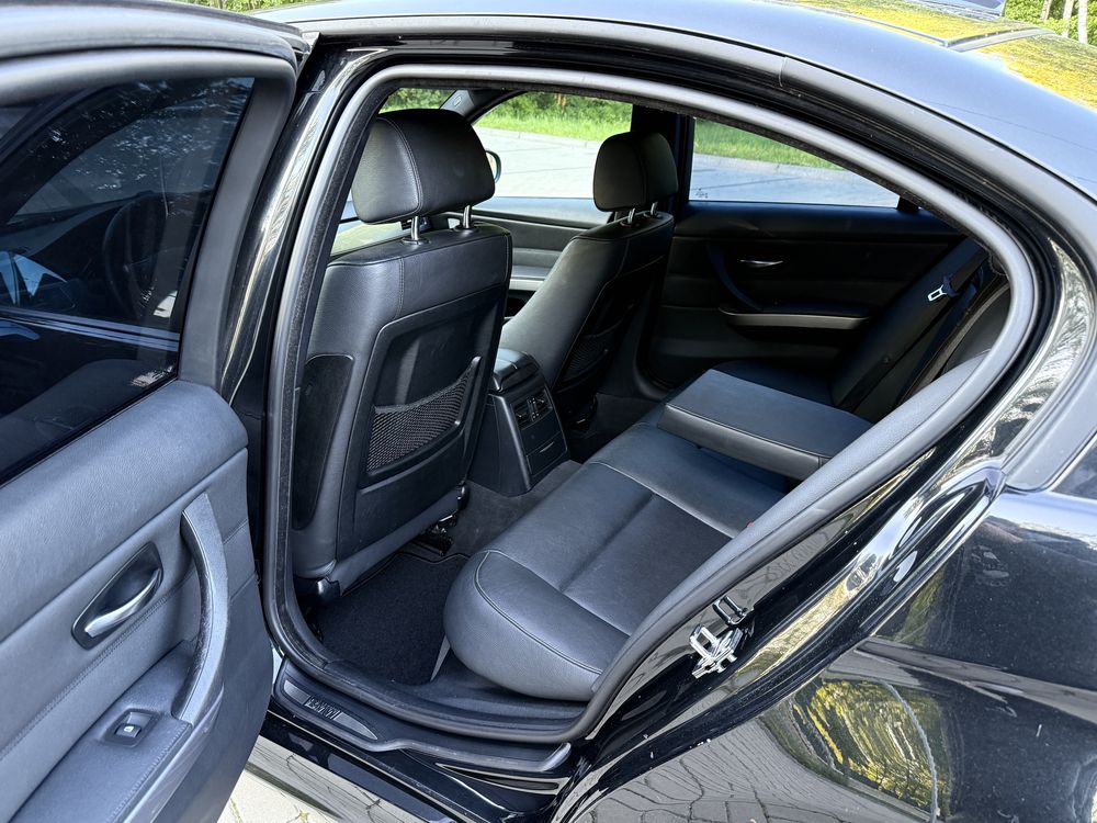 BMW 3 E90 2.0D LCI_MPakiet_Sprowadzona_Zadbana_Bogata opcja_Xenon_Navi