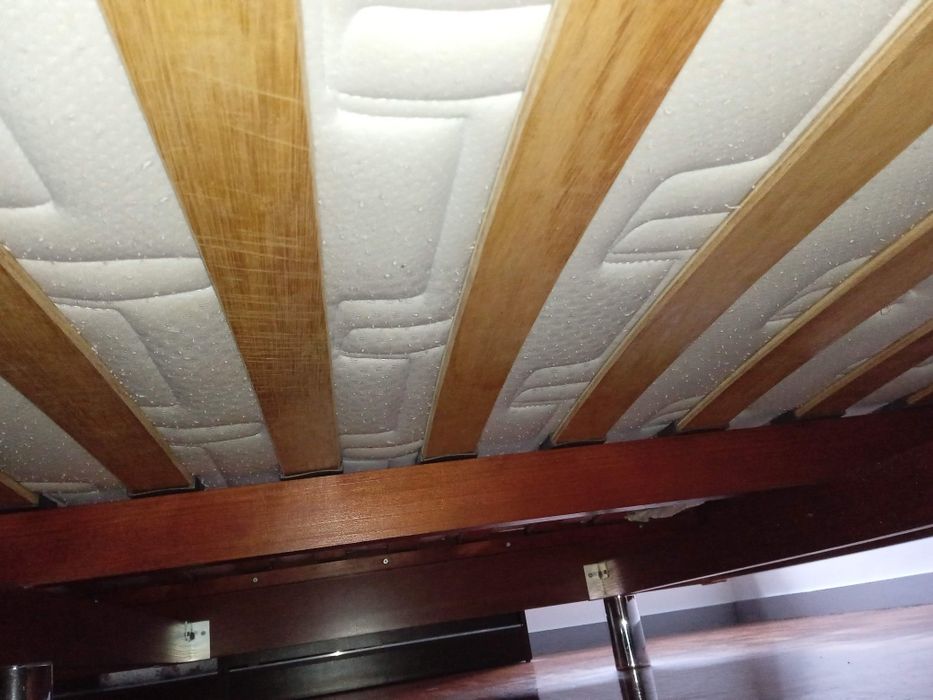 Sommier cerejeira e cabeceira cinza