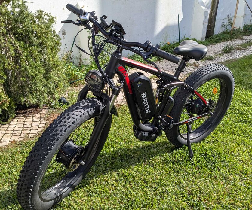 Bicicleta elétrica DUOTTS S26 750Wx2 50Km/H 26'' 48V 19.2Ah 120Km