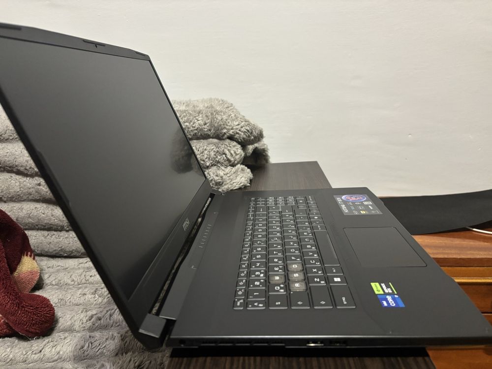 Продаю ноутбук Msi rtx4060