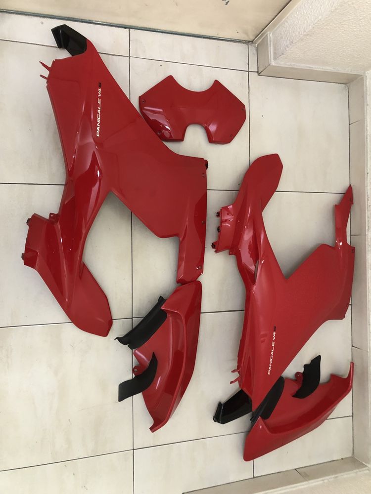 Ducati panegale v4s